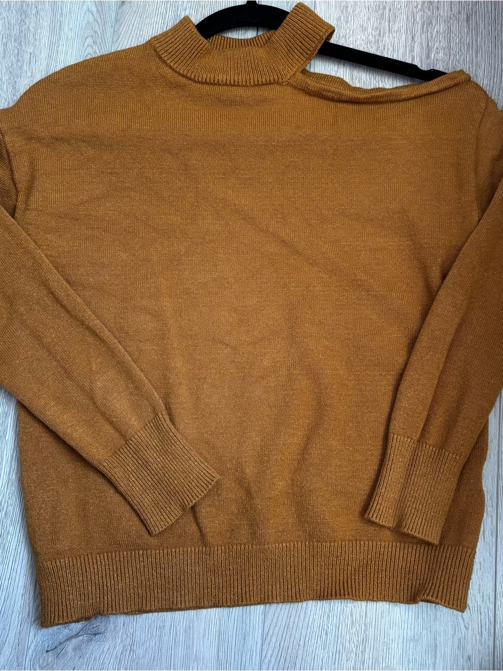 Bundle 3+ to get 15% off

le chateau Women's Crewneck Sweater in Mustard